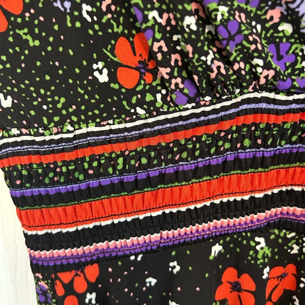Black Floral V-Neck Flutter Sleeve Dress with Floral Red Accents. Size XS - Picture 4 of 11